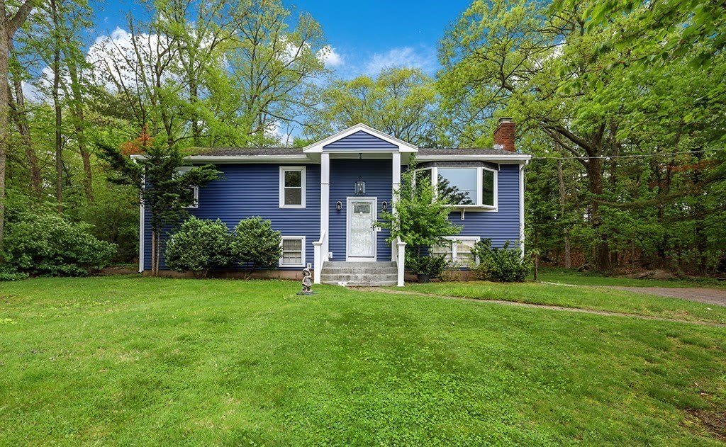 72 Westfield Dr – photo 1 of 21