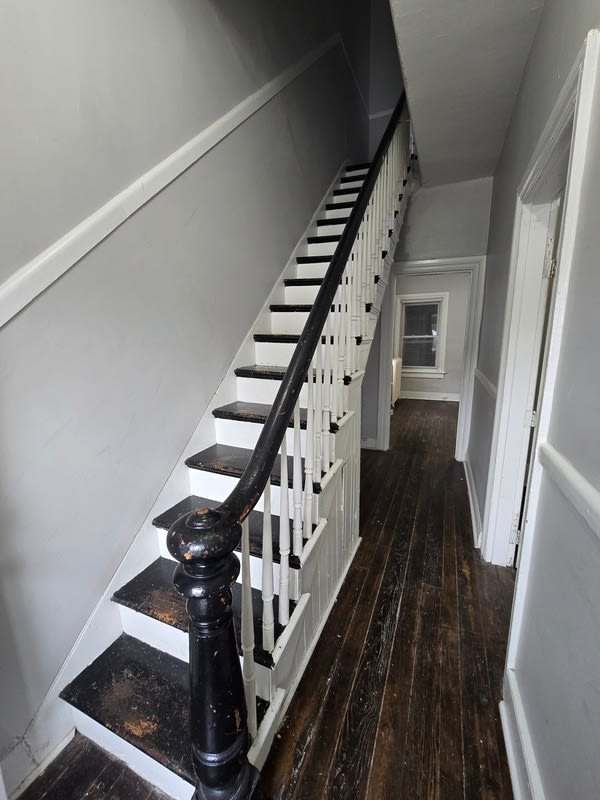 709 Idlewood Ave – photo 1 of 18