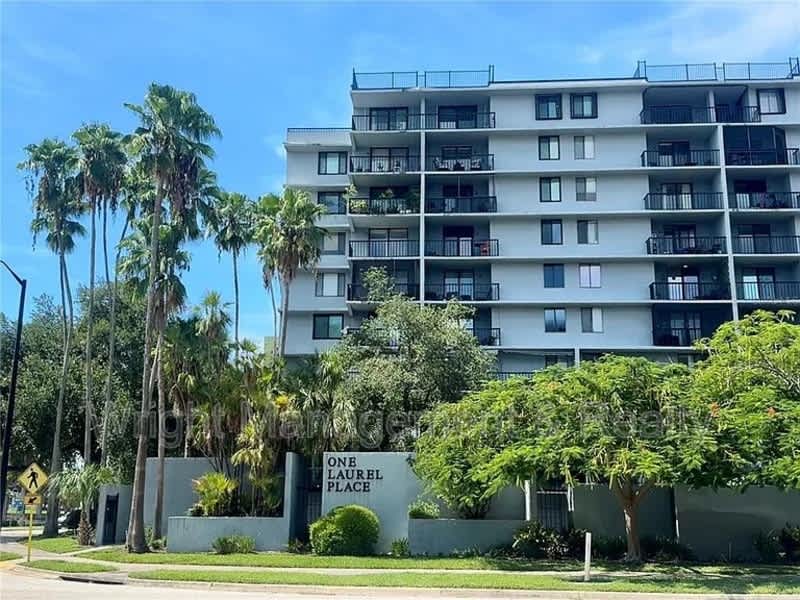 201 West Laurel Street – photo 1 of 29
