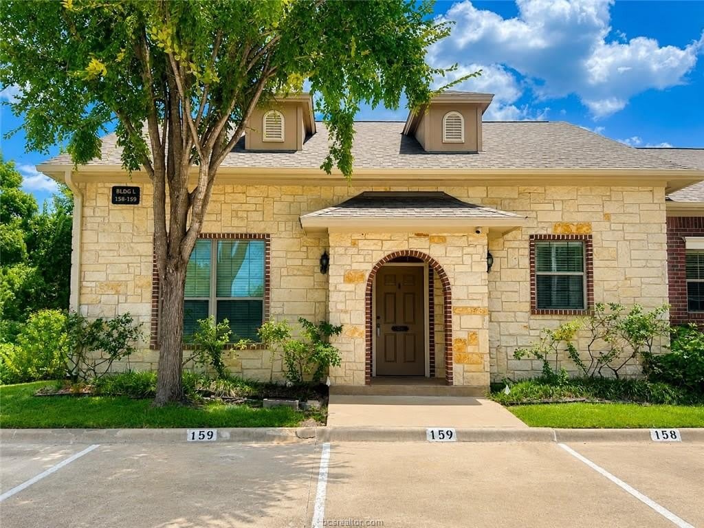 159 Forest Drive – photo 1 of 12