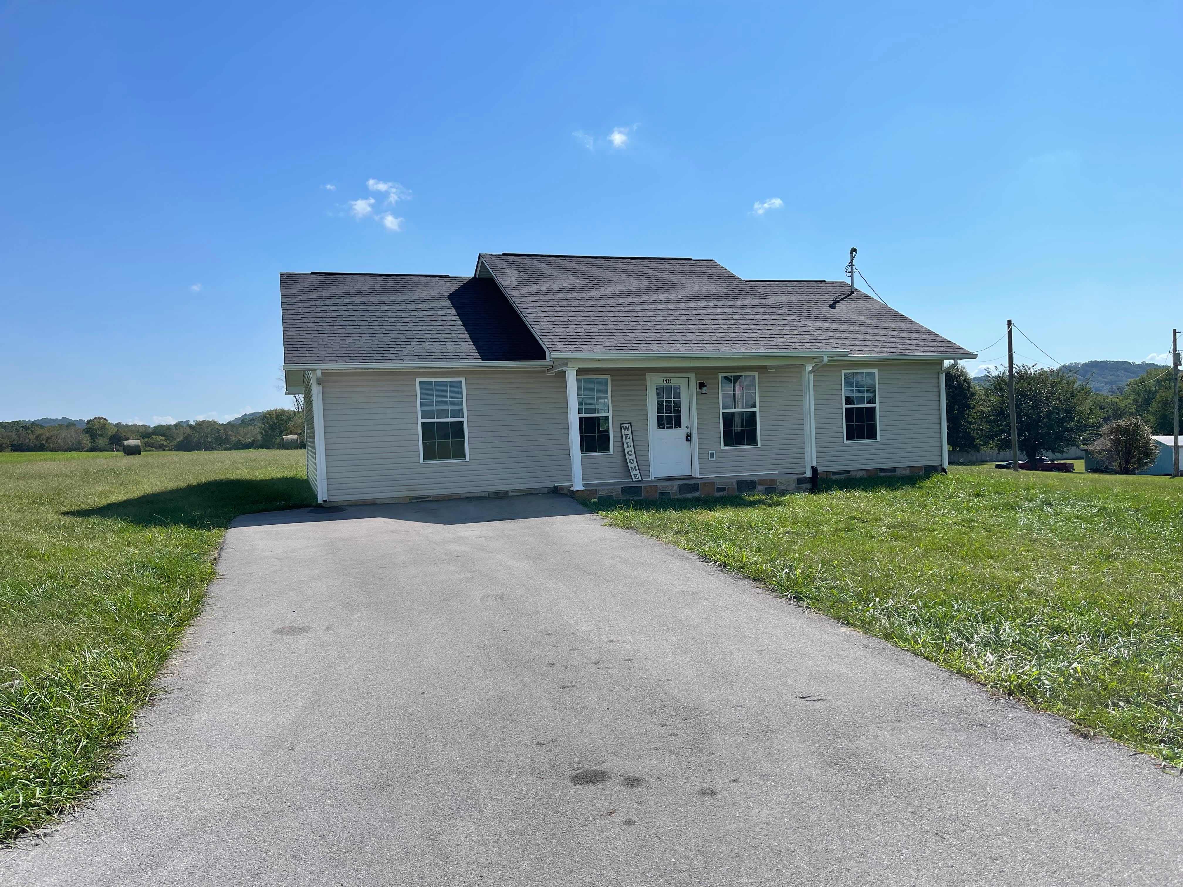 1430 Quarles Rd – photo 1 of 18