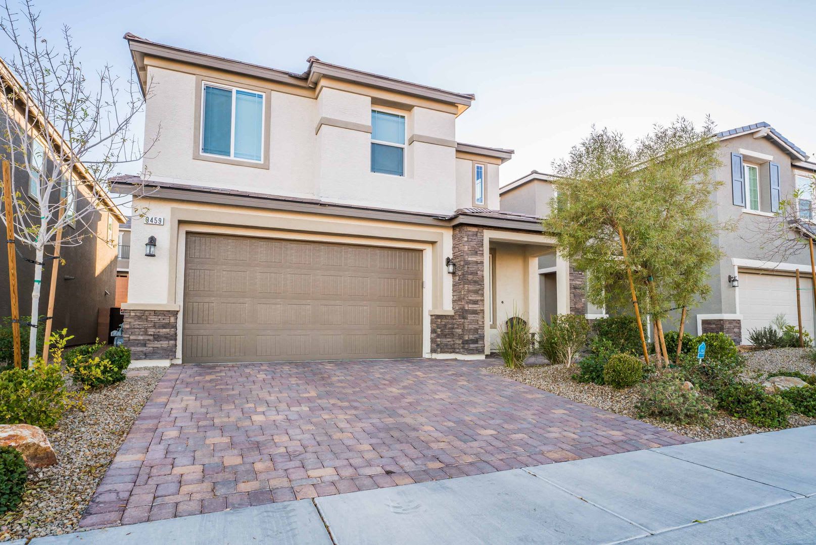 Modern Southwest Las Vegas Living with Stylish Finishes & Inviting Open Spaces! – photo 1