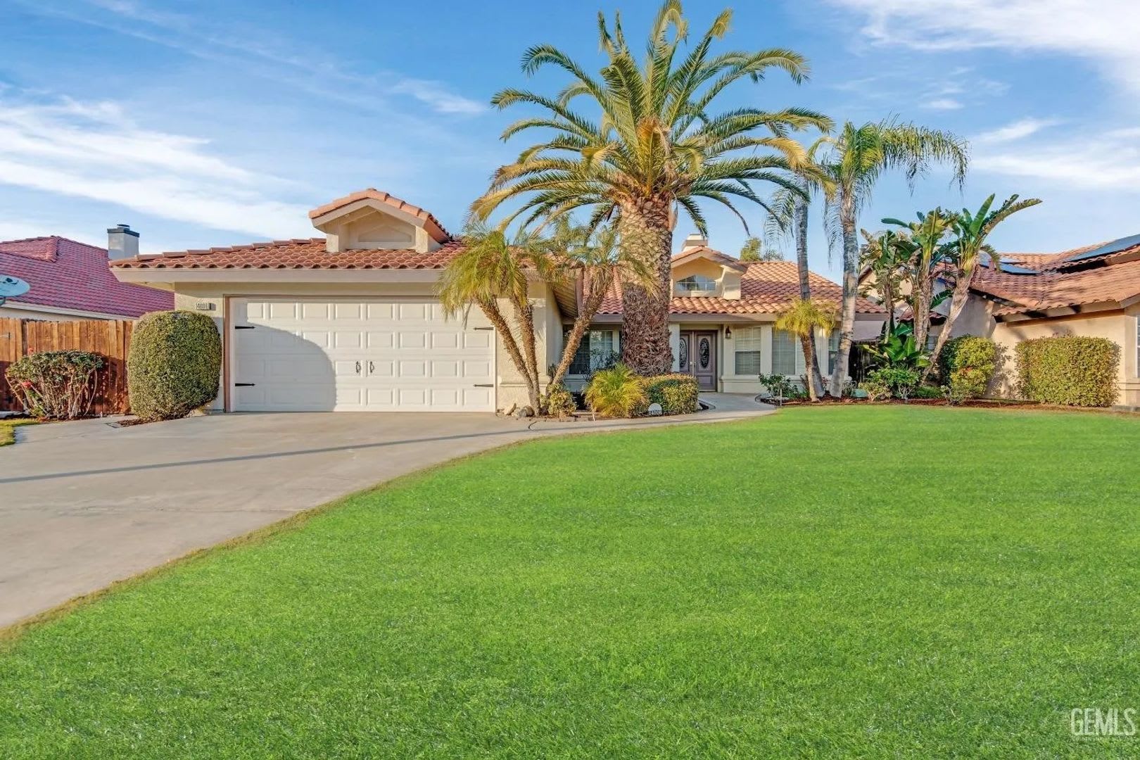 14004 Las Entradas Gorgeous Nw Remodeled Home With Pool And Spa Remodeled With Putting Green And Astroturf Call Today 3295Rent And 3295Deposit – photo 1