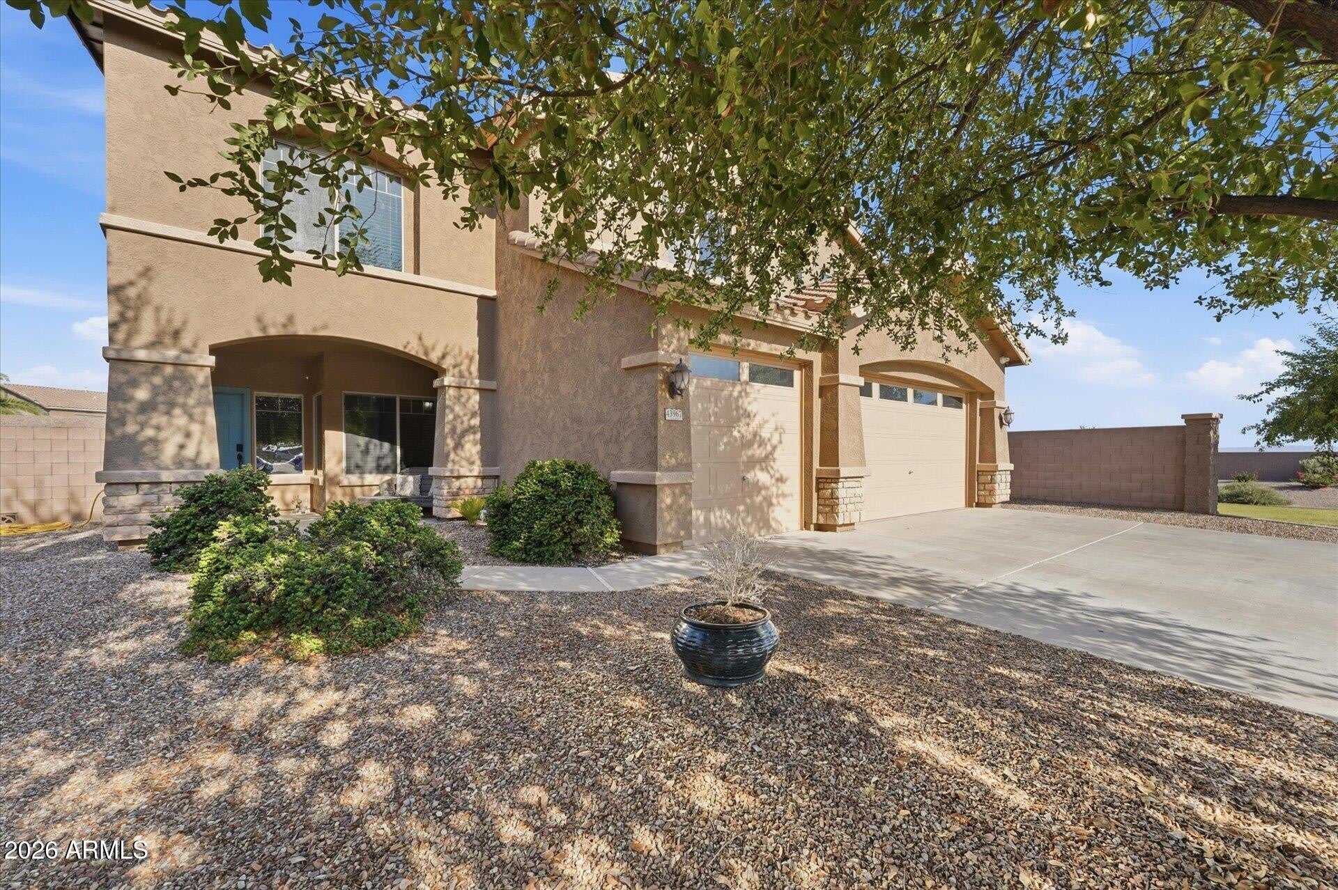 43967 W SCENIC Drive – photo 1