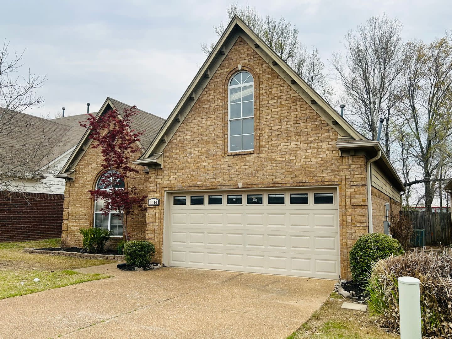 Glen Ridge Subdivision! Large Bonus Room Upstairs! – photo 1