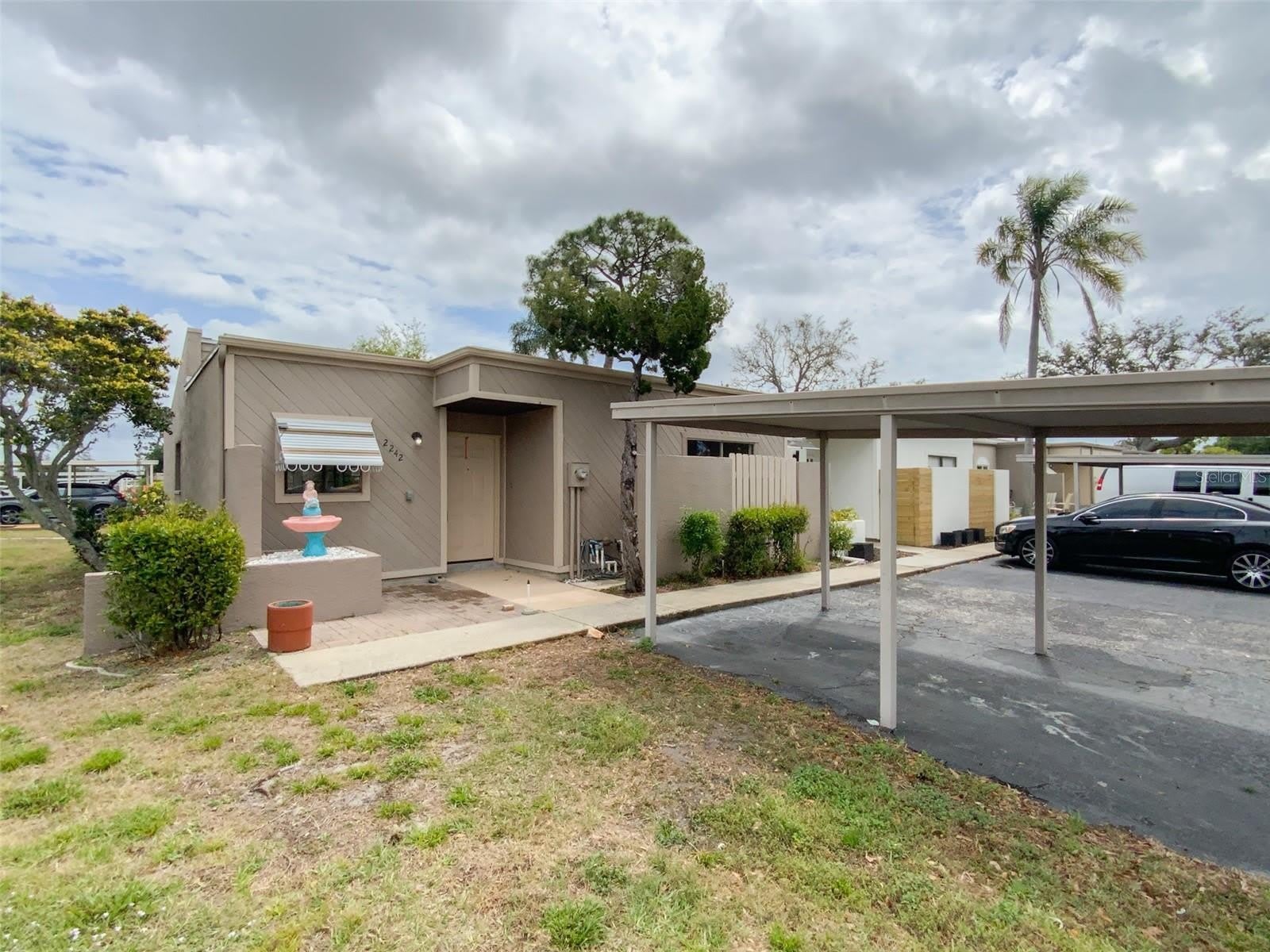 2242 Pinewood Villas Drive – photo 1