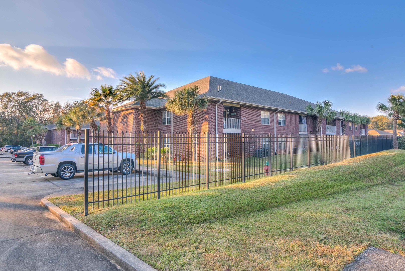 55+Senior Community******Rent $1075/month****** All Brick Building – photo 1 of 28