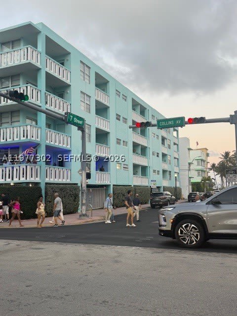 701 Collins Ave – photo 1