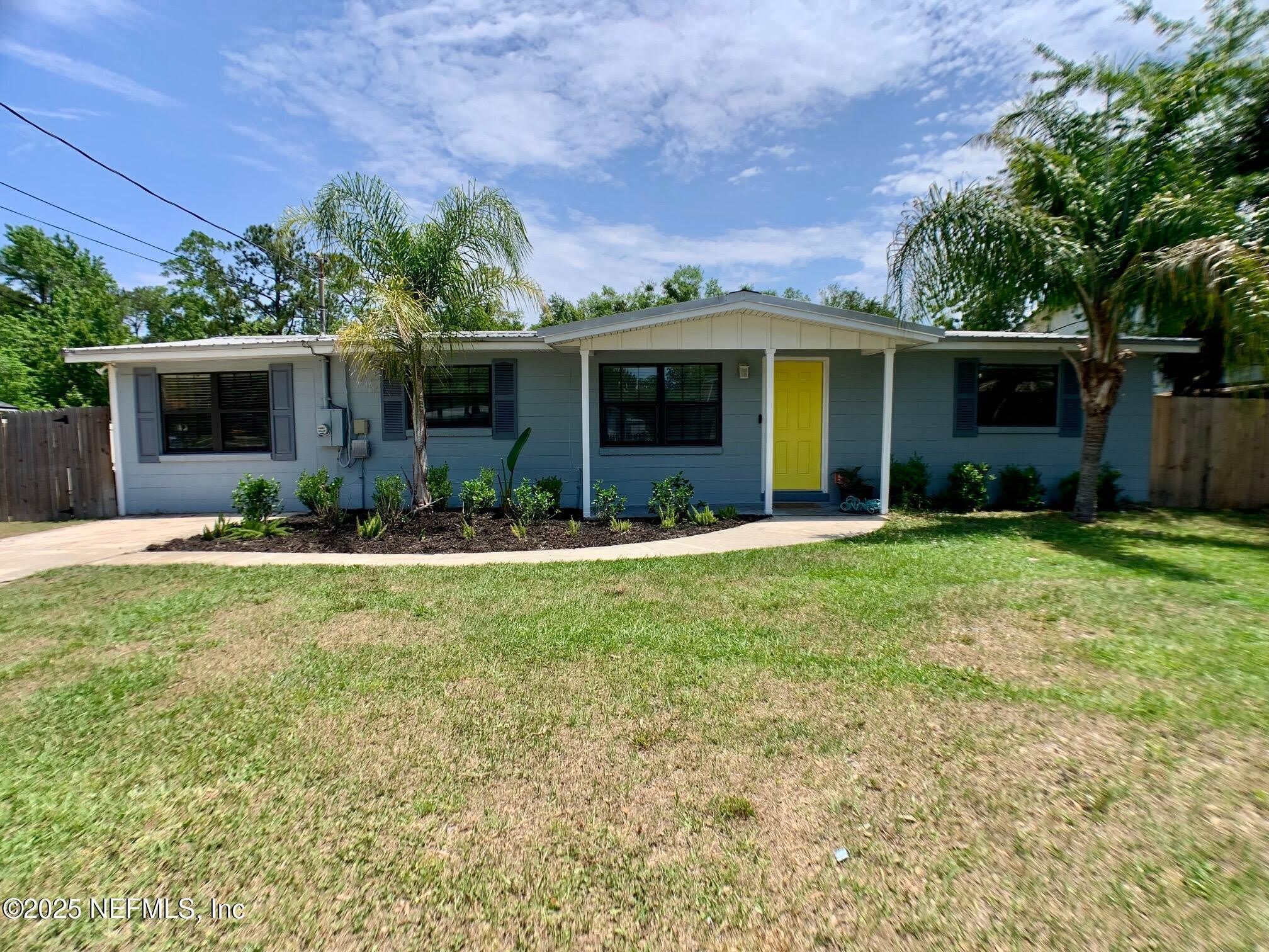 435 SIGSBEE Road – photo 1 of 29
