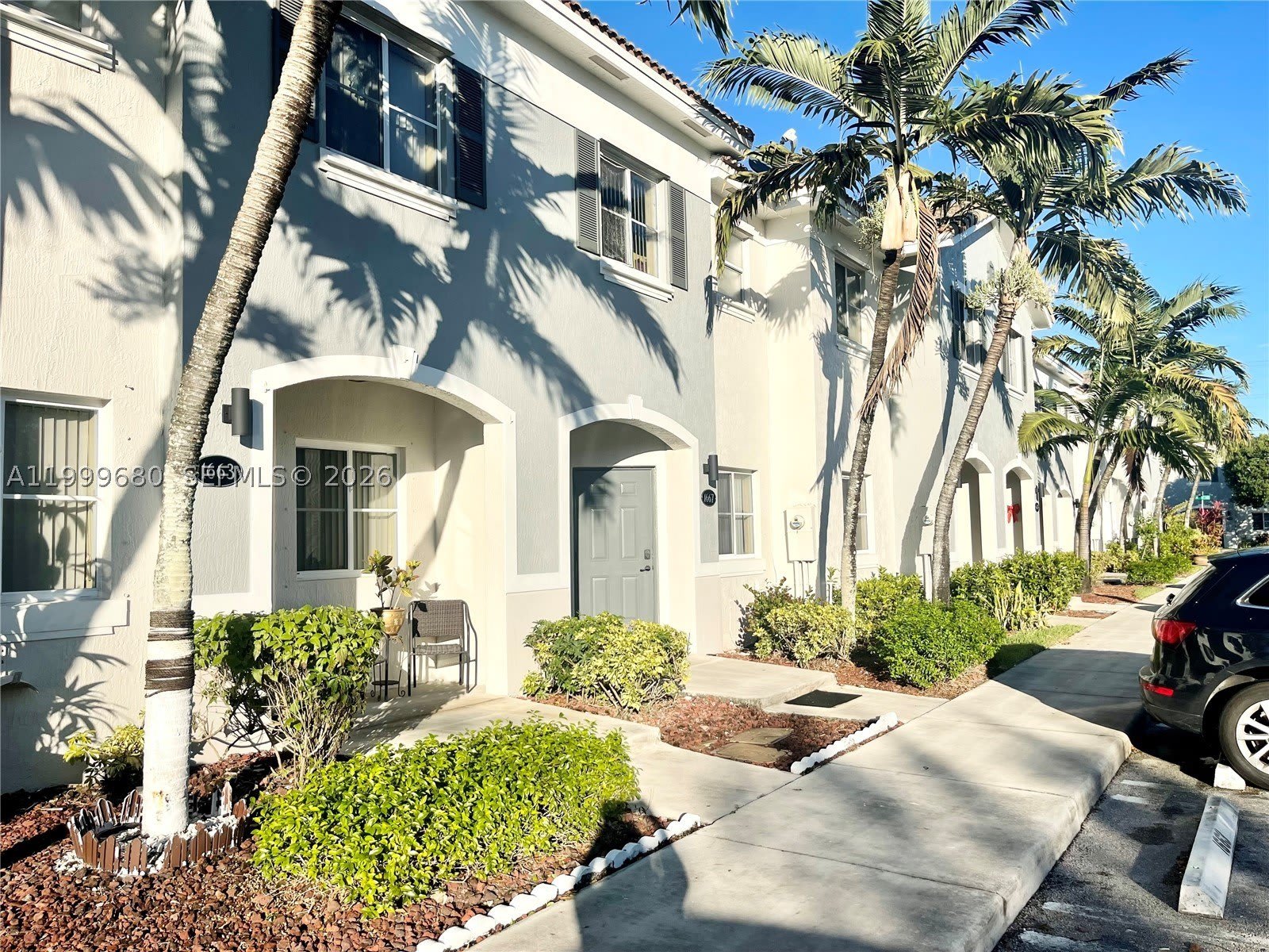 1635 SE 31st Ct – photo 1