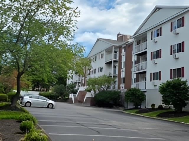 490 River Road – photo 1