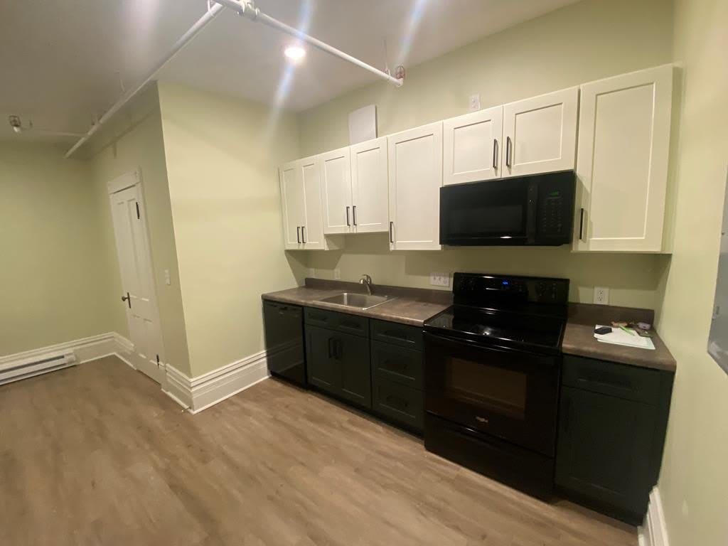 The Apartments at Lamberton – photo 1 of 8