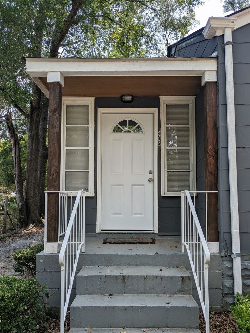 906 Central – photo 1 of 10