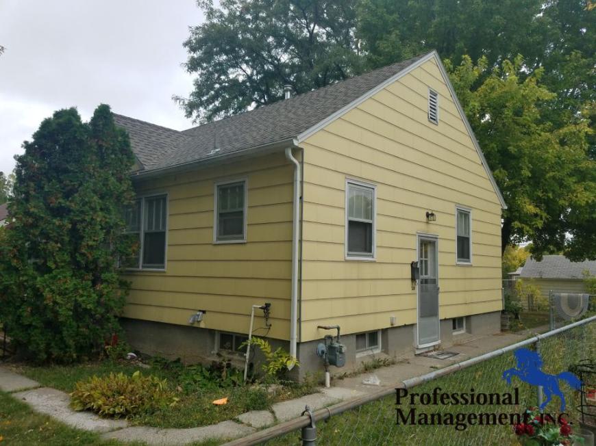 520 Avenue B – photo 1 of 8