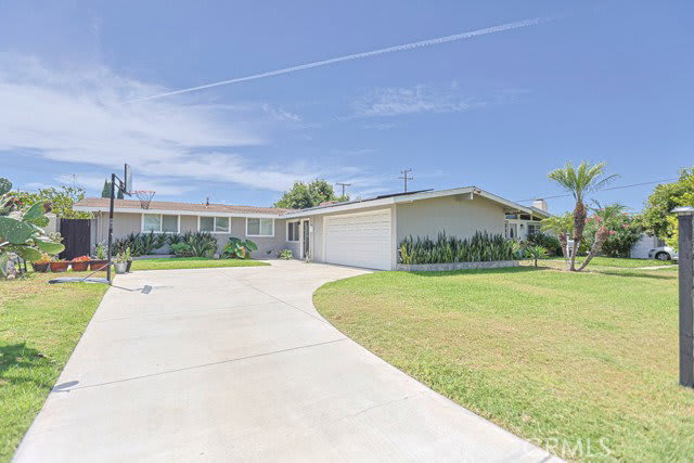 9102 Healey Drive – photo 1