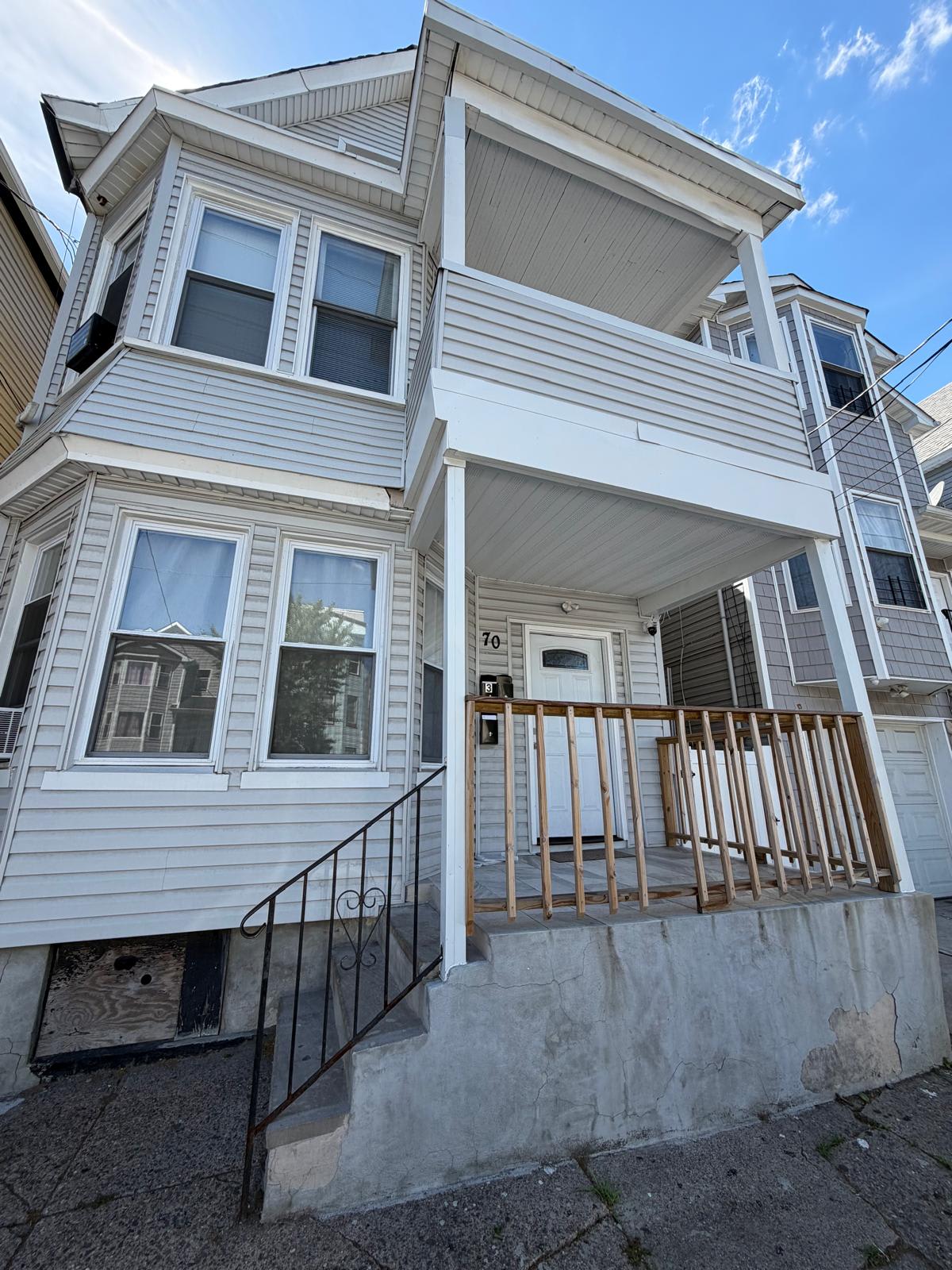 70 Rosa Parks Blvd – photo 1