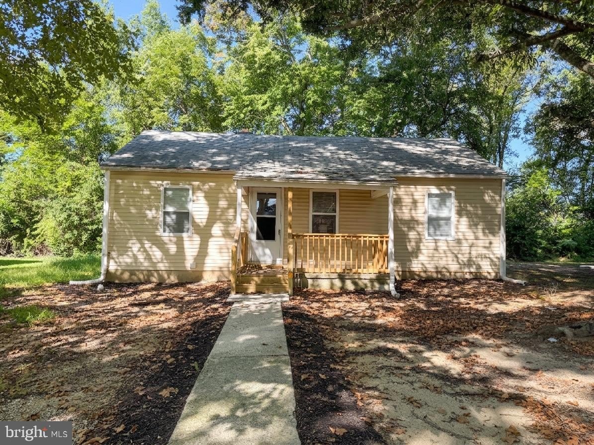 26 Oakland Street – photo 1 of 25