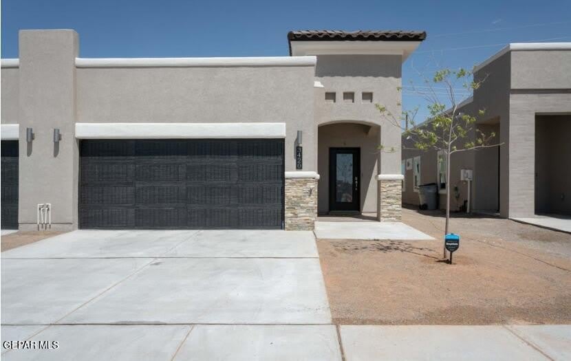 3420 Gary Brewster Place – photo 1