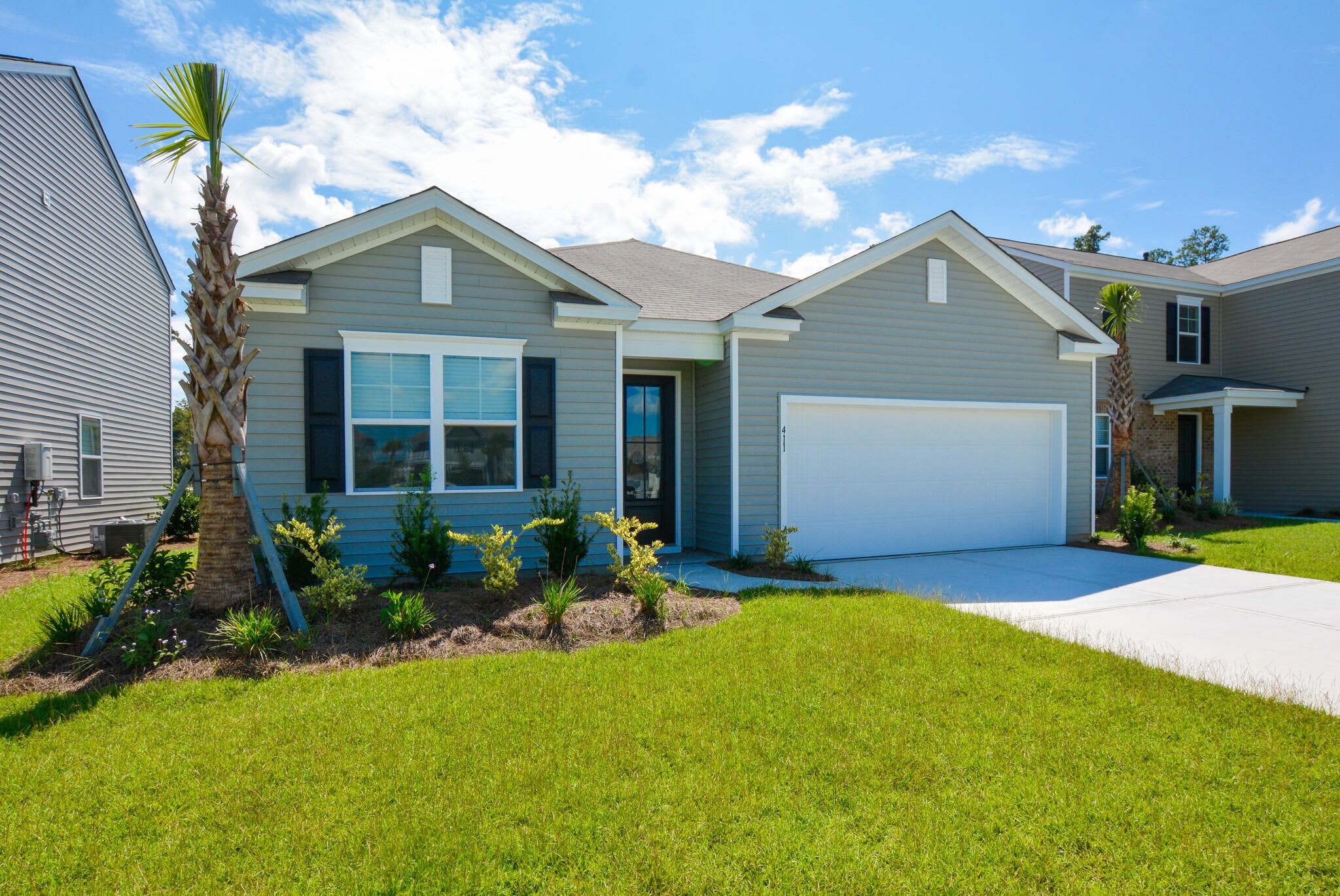411 Zenith Blvd – photo 1