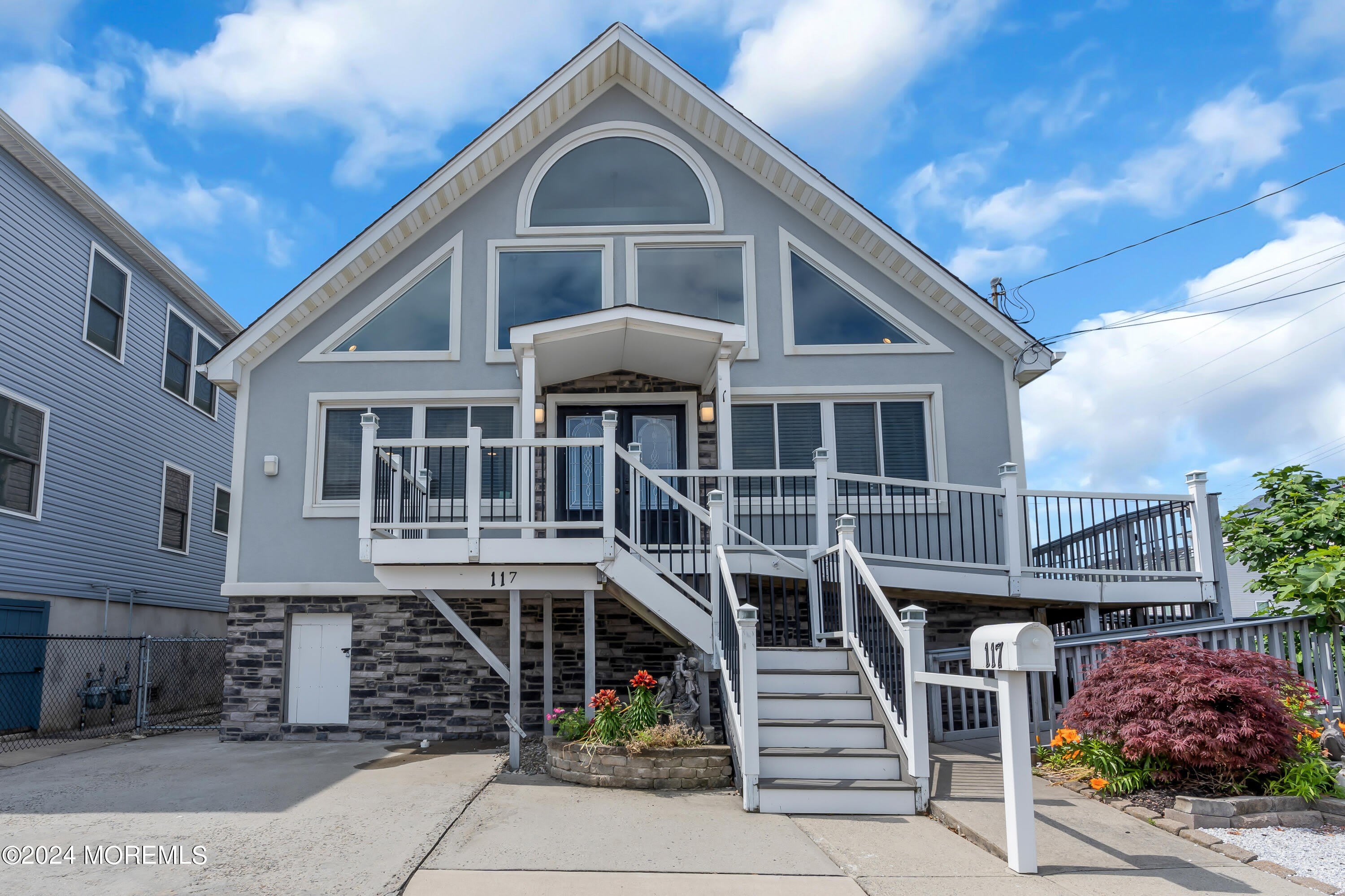 117 Harding Avenue – photo 1