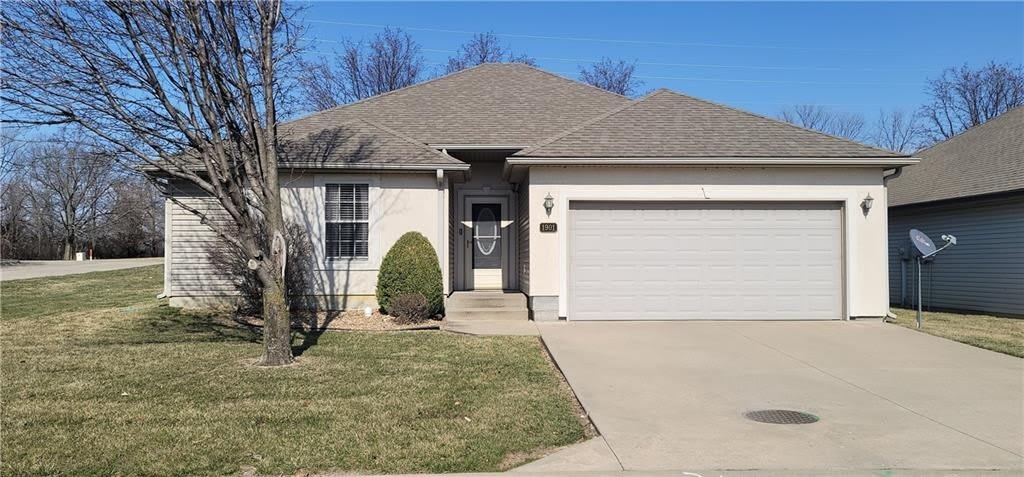 1901 Sideview Lane – photo 1 of 30
