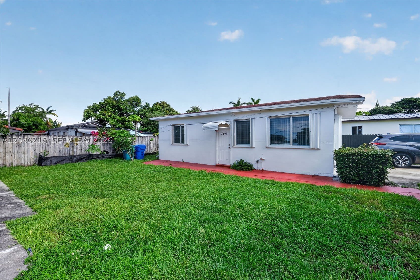 3205 NW 3rd St – photo 1 of 19