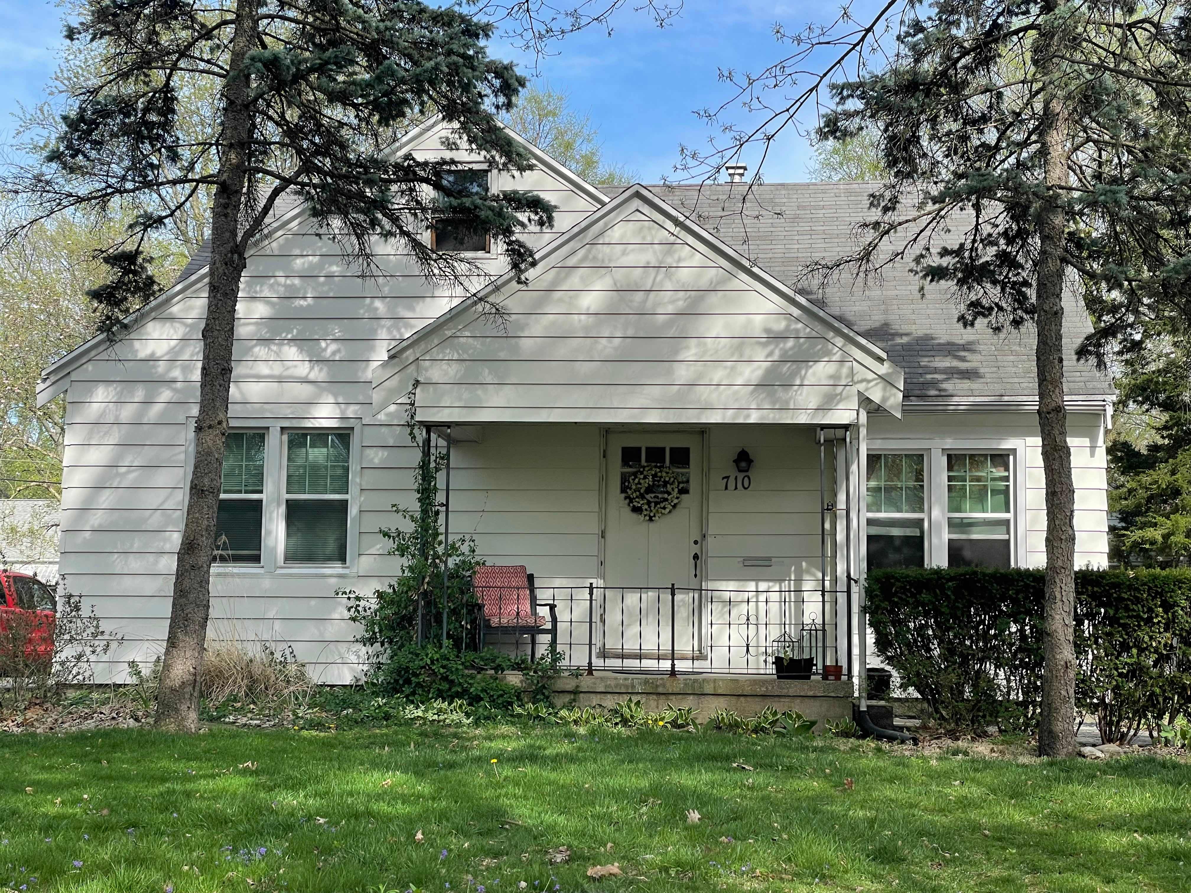 710 S Maple St – photo 1