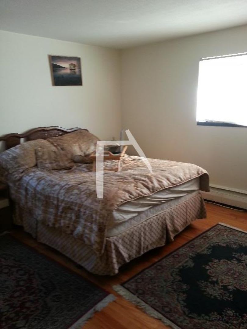 2 bed in Allston – photo 1