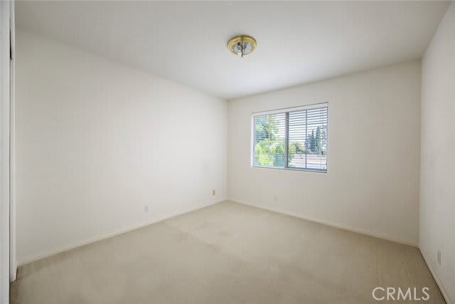 5558 North Charlotte Avenue – photo 1 of 171