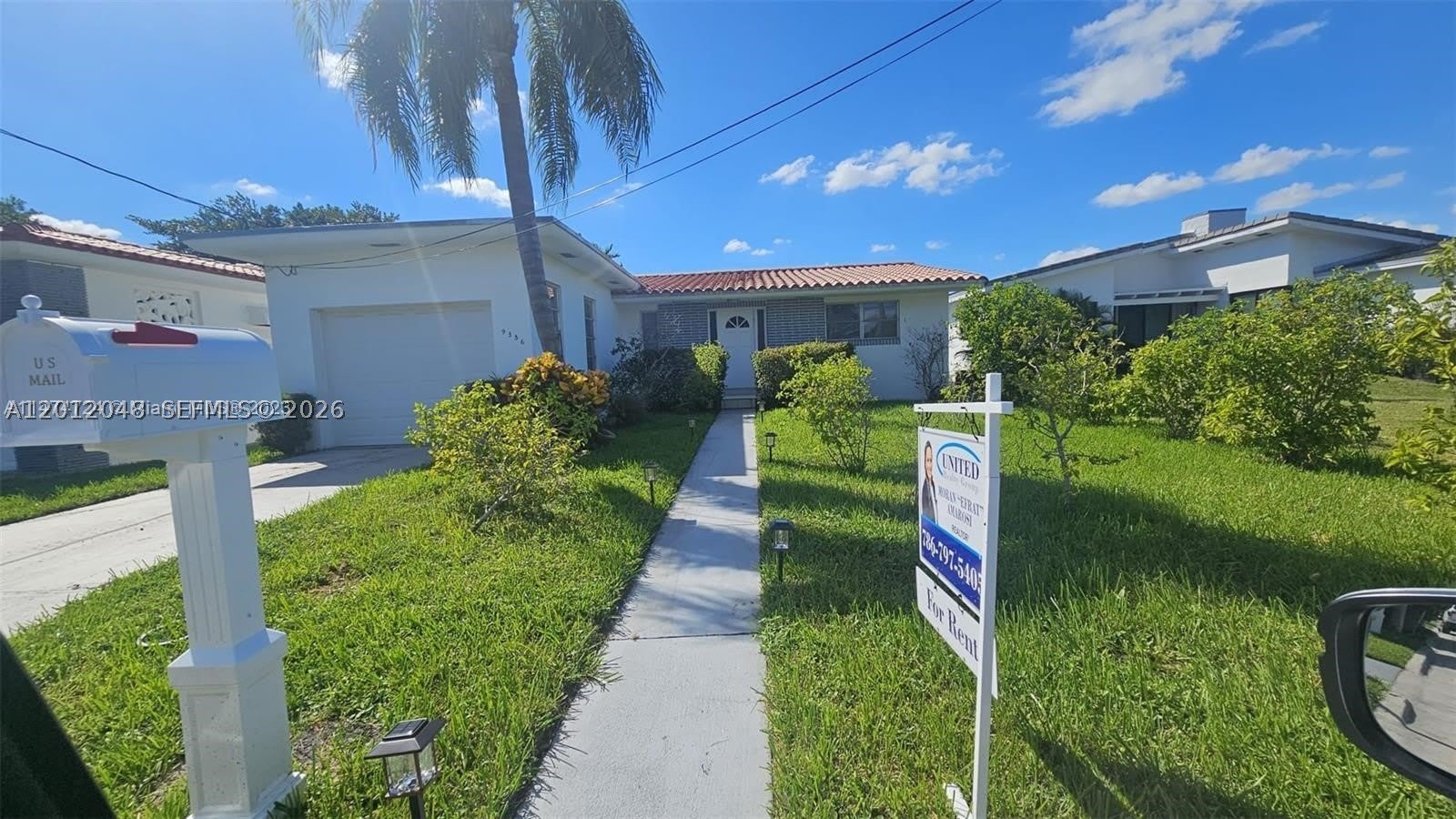 9356 Byron Ave – photo 1