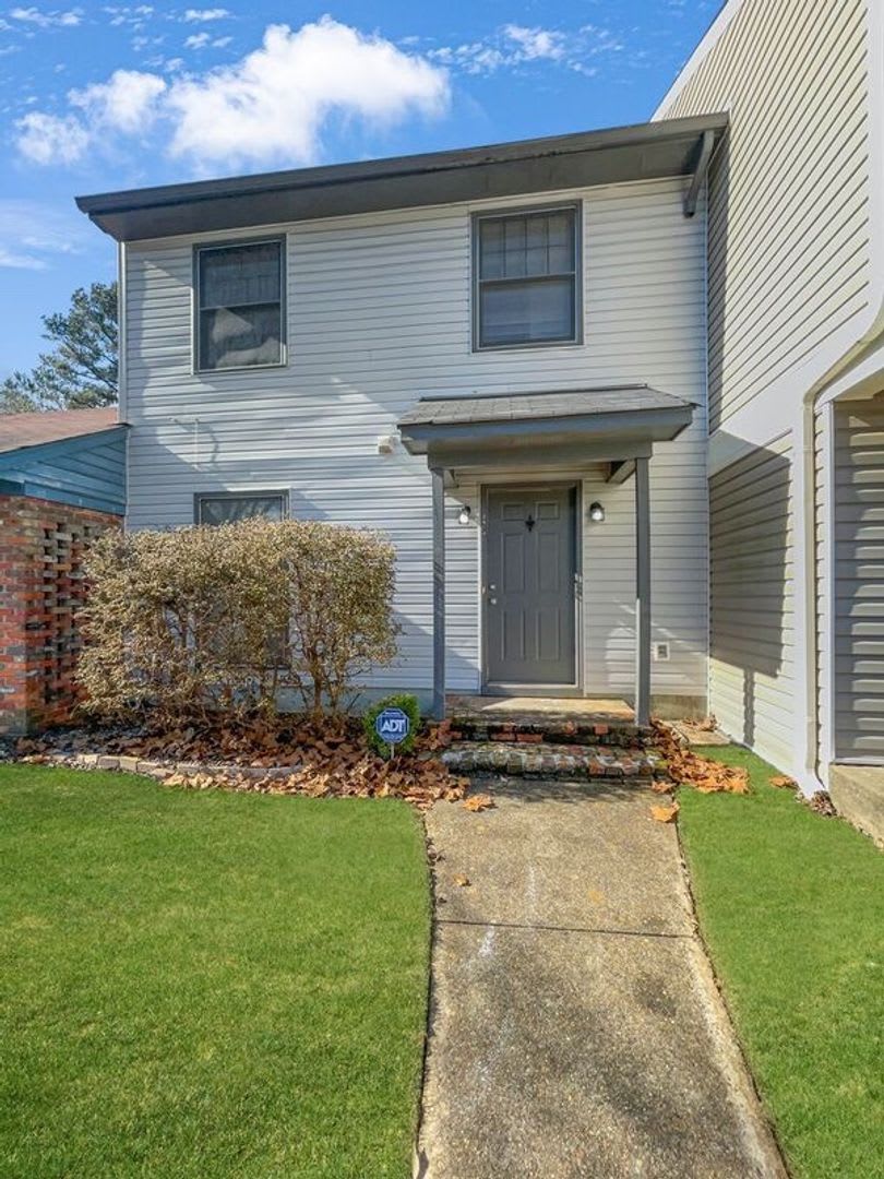 3414 Kensington Ct – photo 1