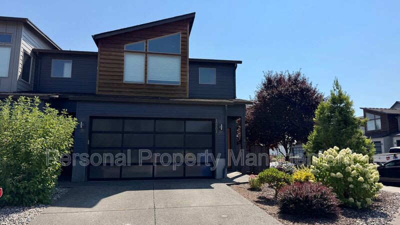12201 NE 115th ST – photo 1 of 15