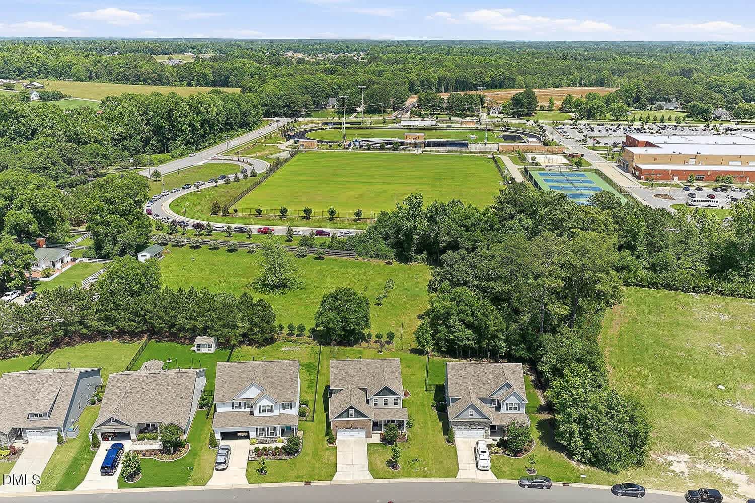 304 Long Lake Drive – photo 1