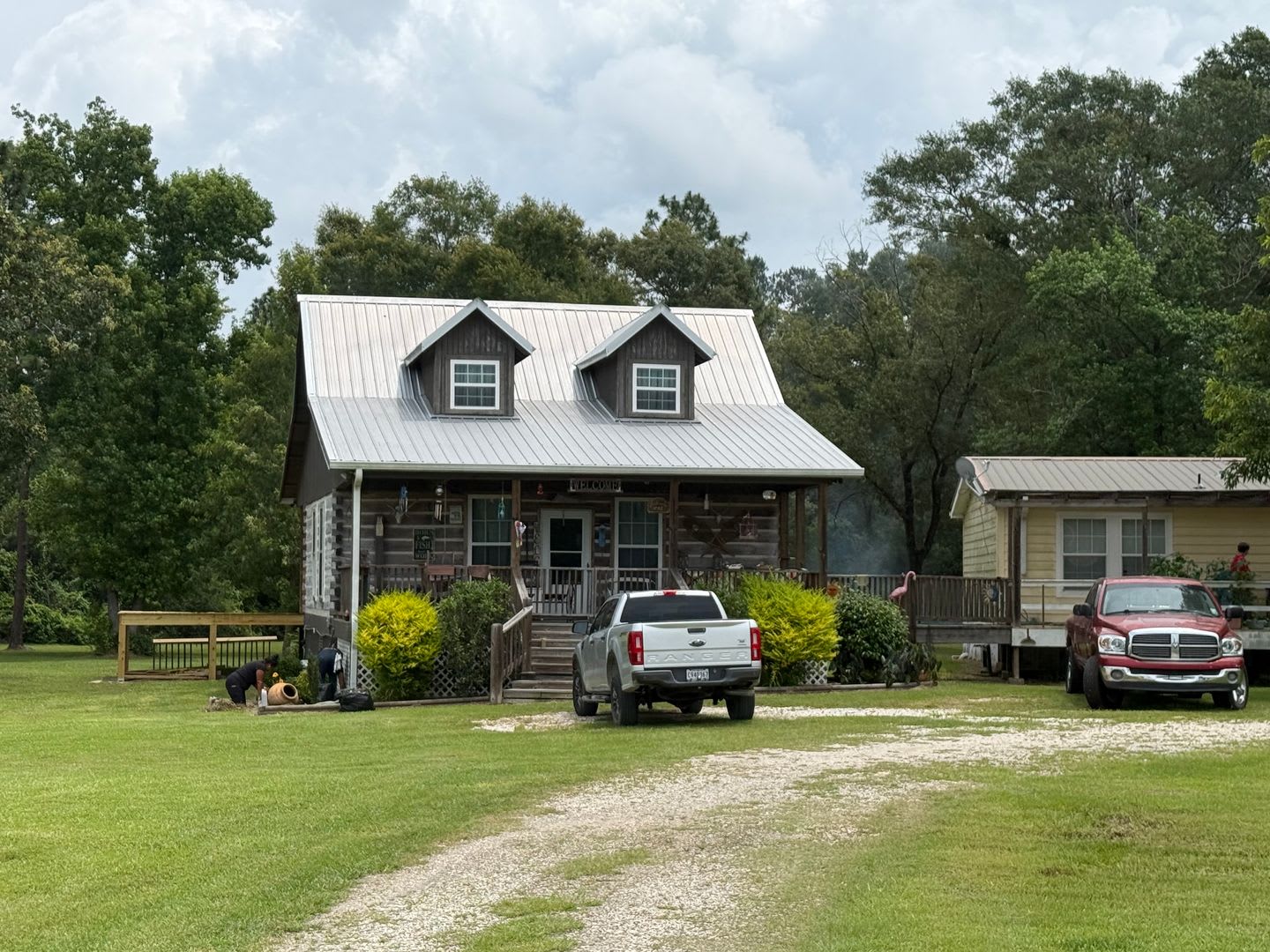 4587 Hwy 171 "Cabin&quot – photo 1 of 15