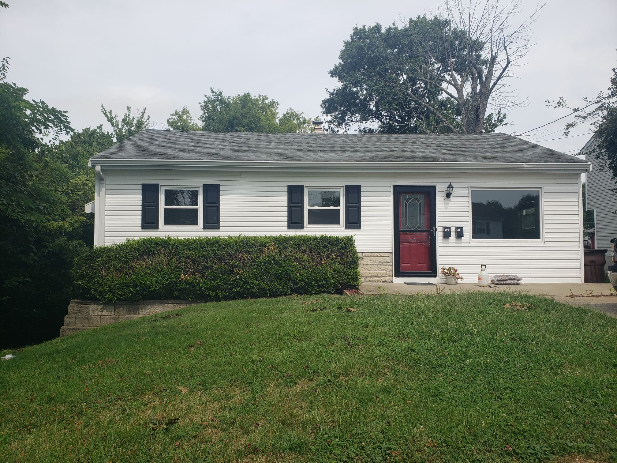 110 Lee Street – photo 1 of 14