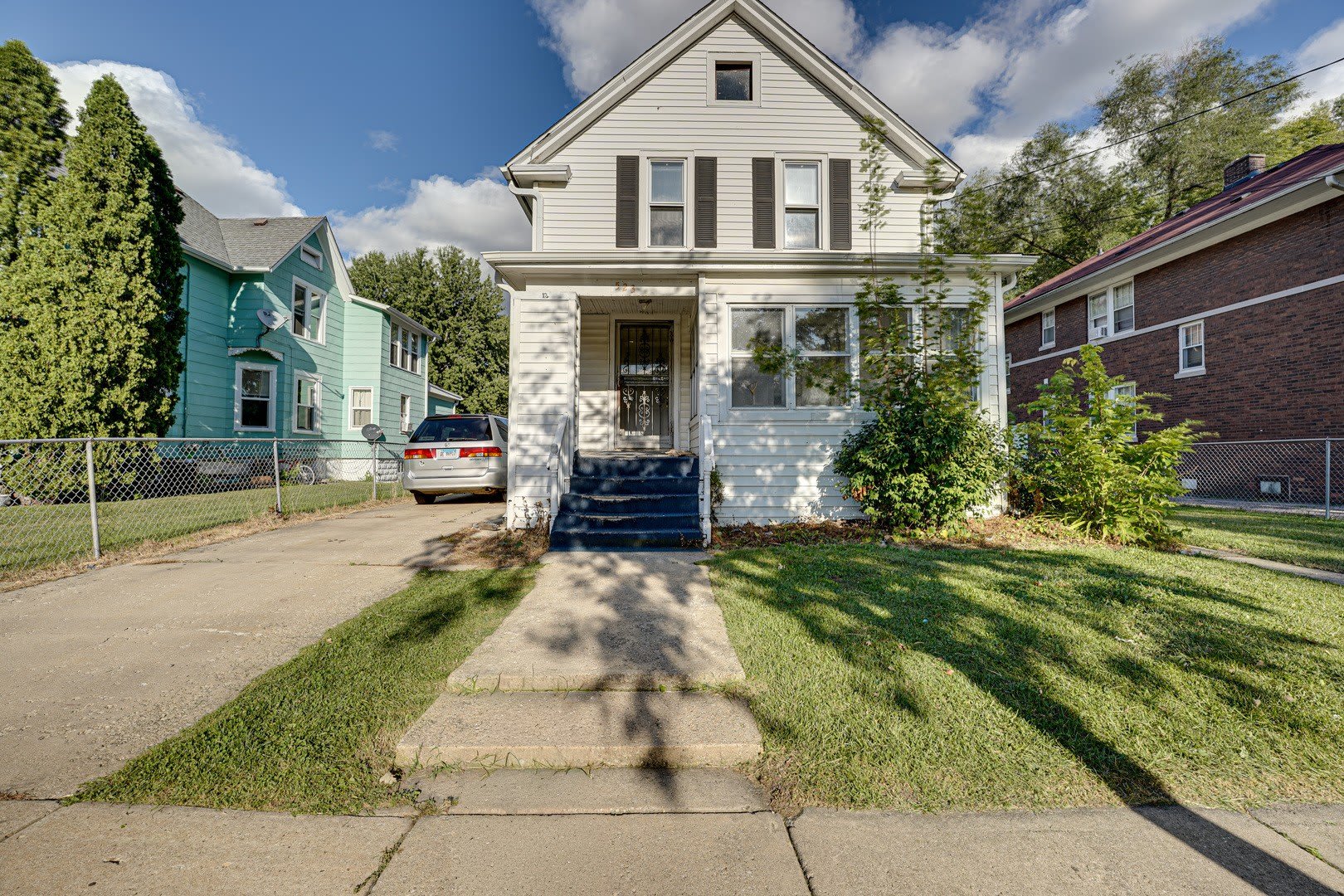 523 GRAND Avenue – photo 1