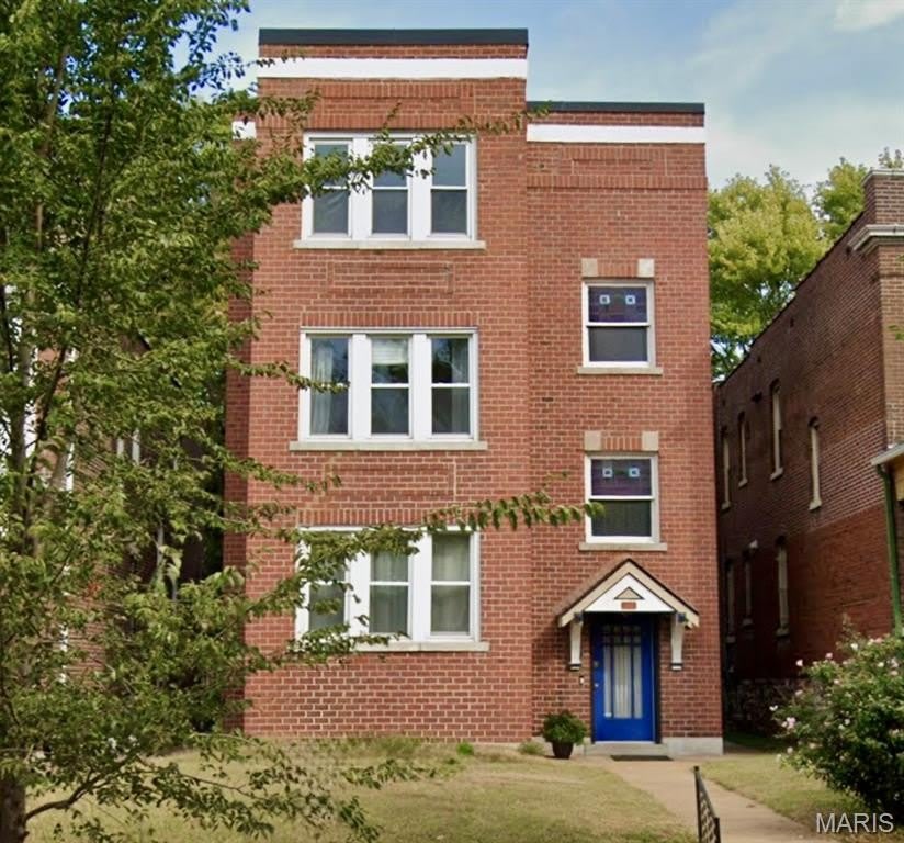 3951 Shaw Boulevard – photo 1 of 7