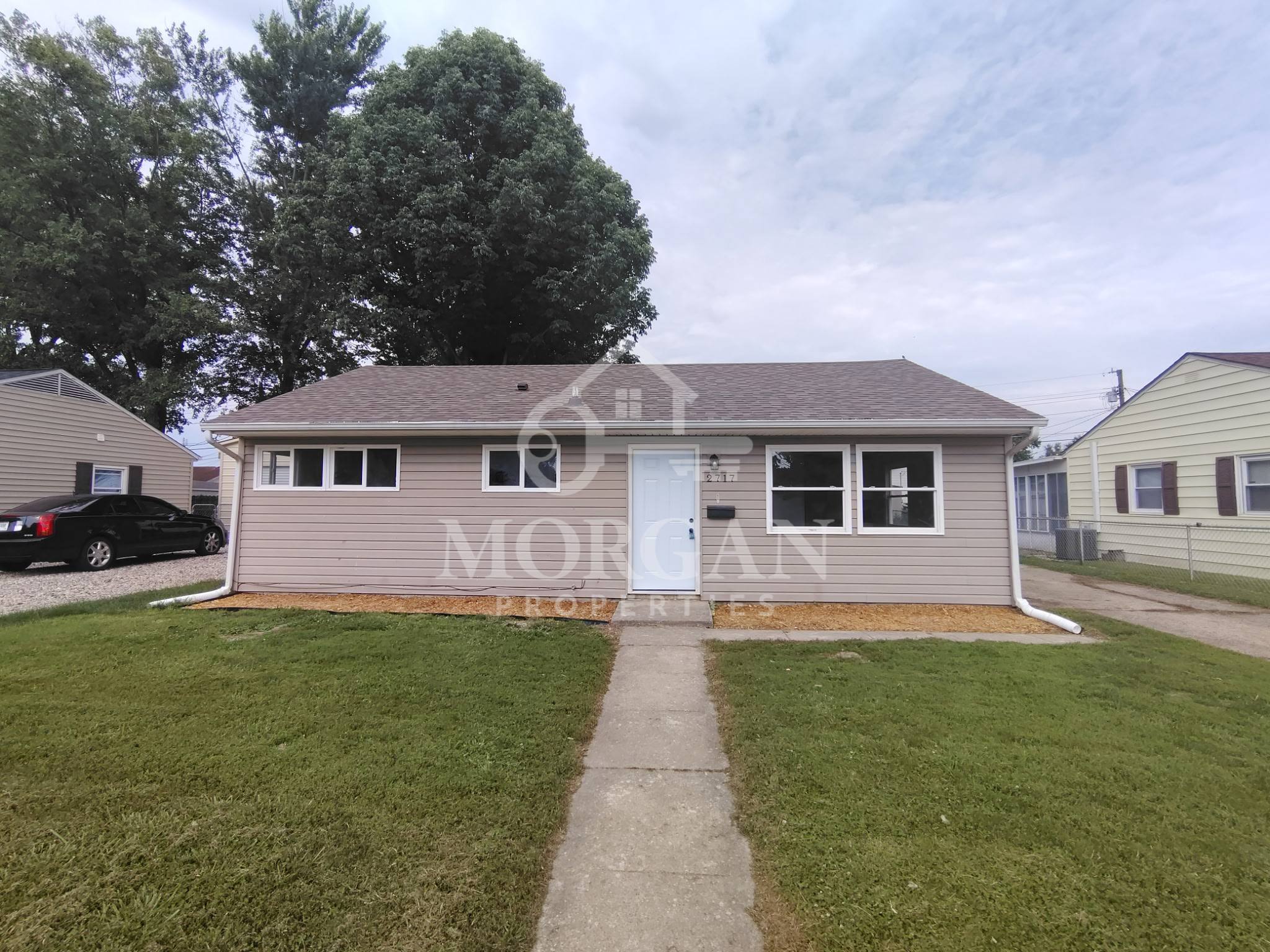 2717 Crystal Street – photo 1 of 7