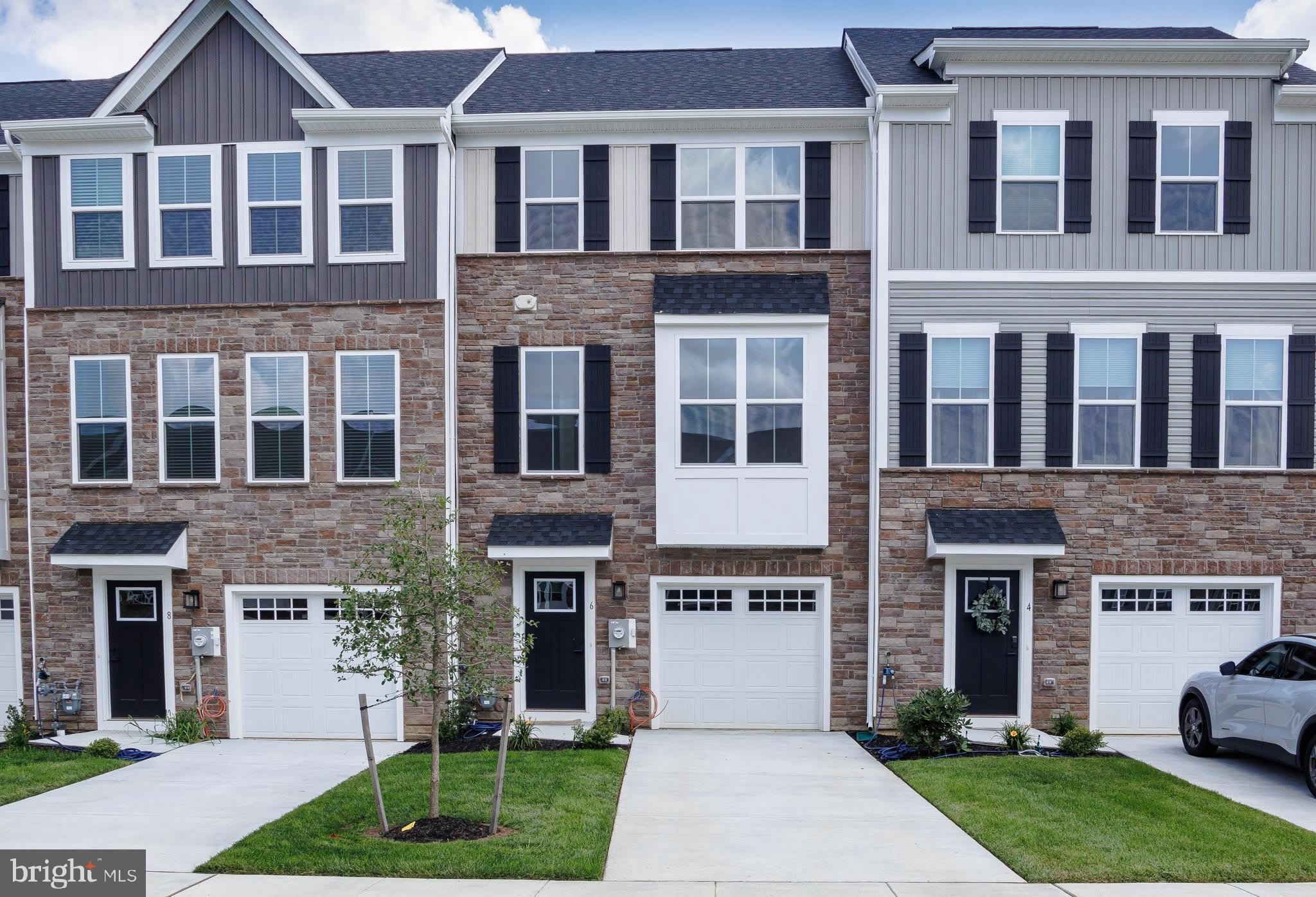 6 FOXWOOD DR – photo 1