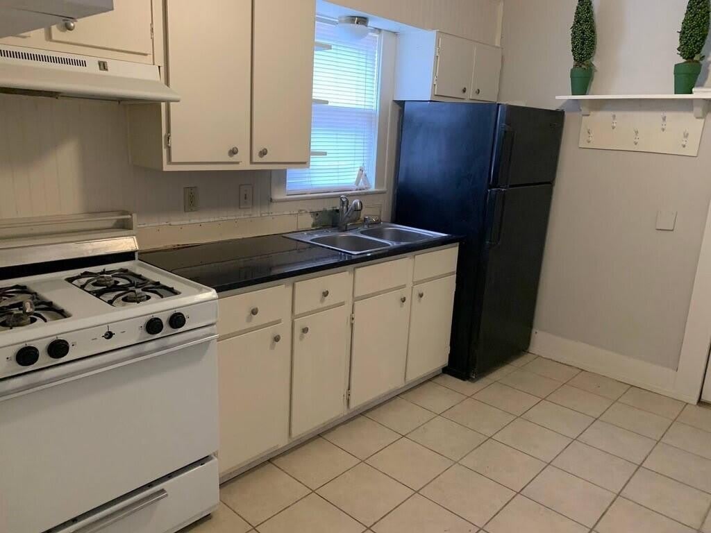 2320 20th Street – photo 1