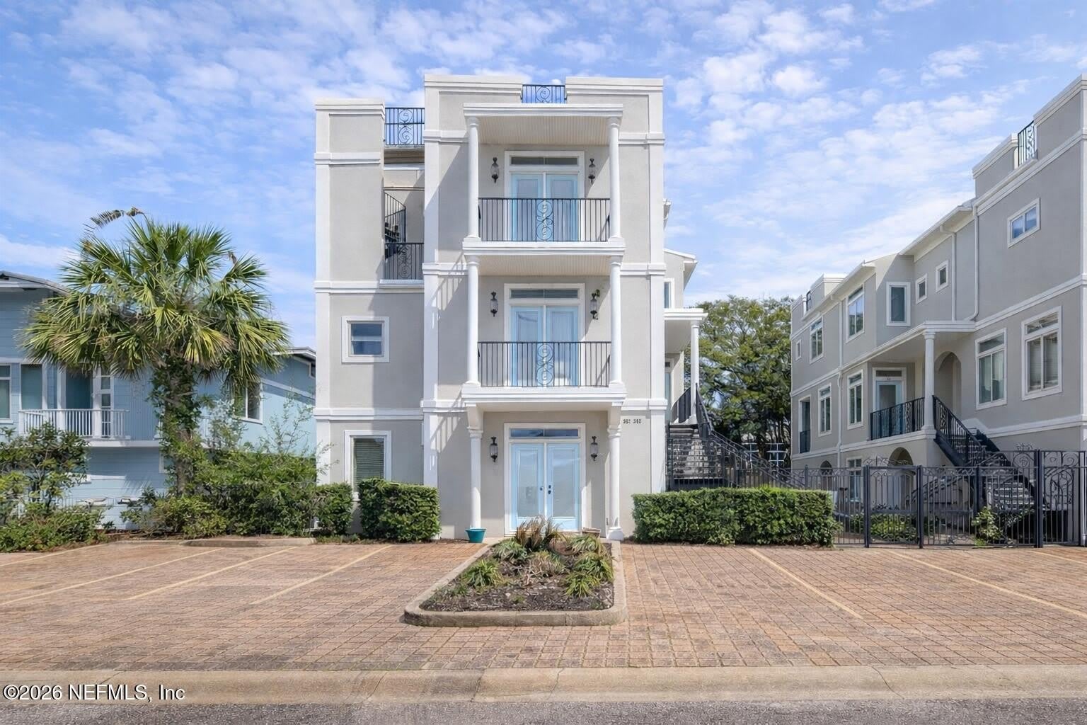 361 AHERN Street – photo 1