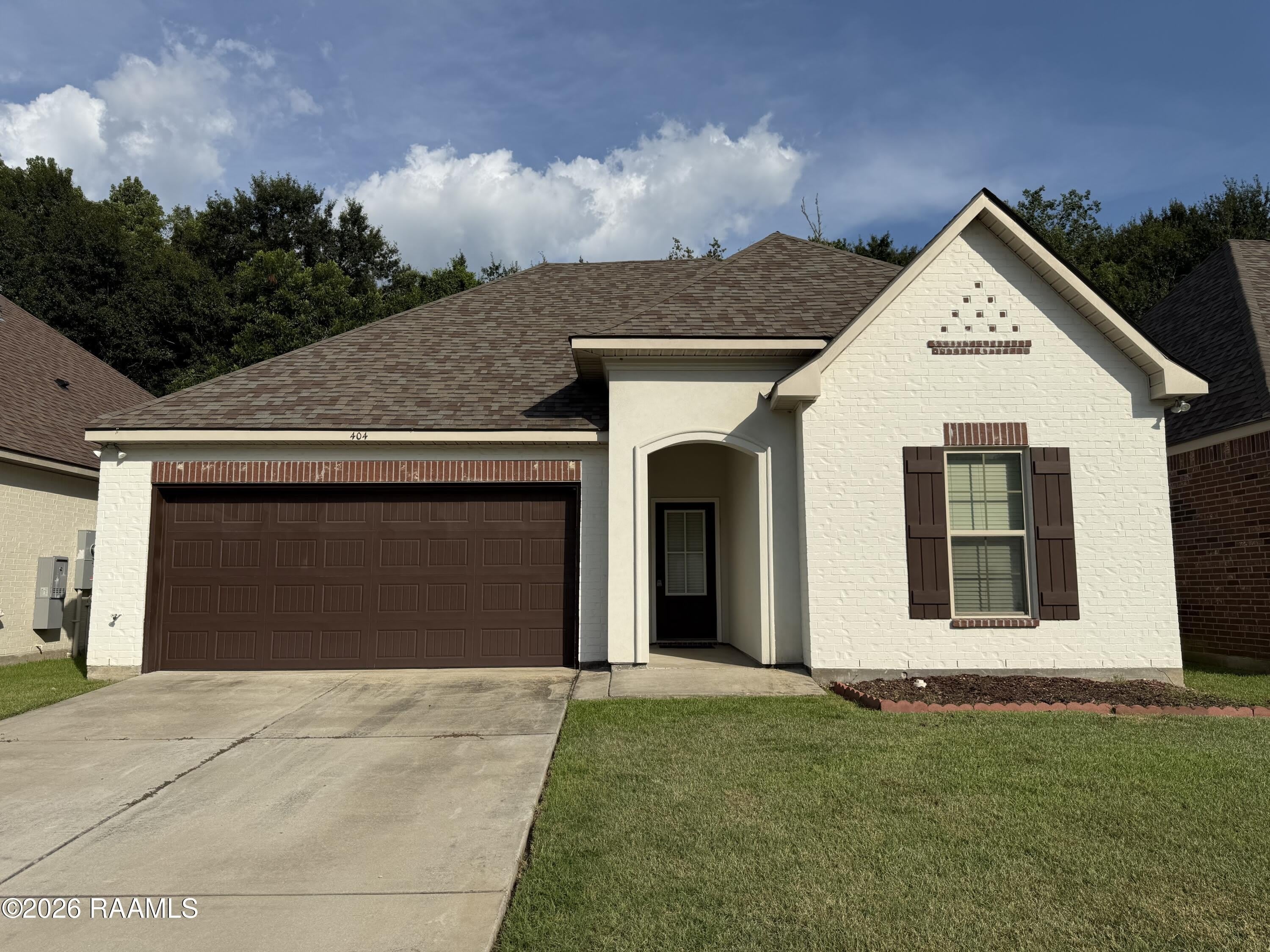 404 Sparrowhawk Street – photo 1