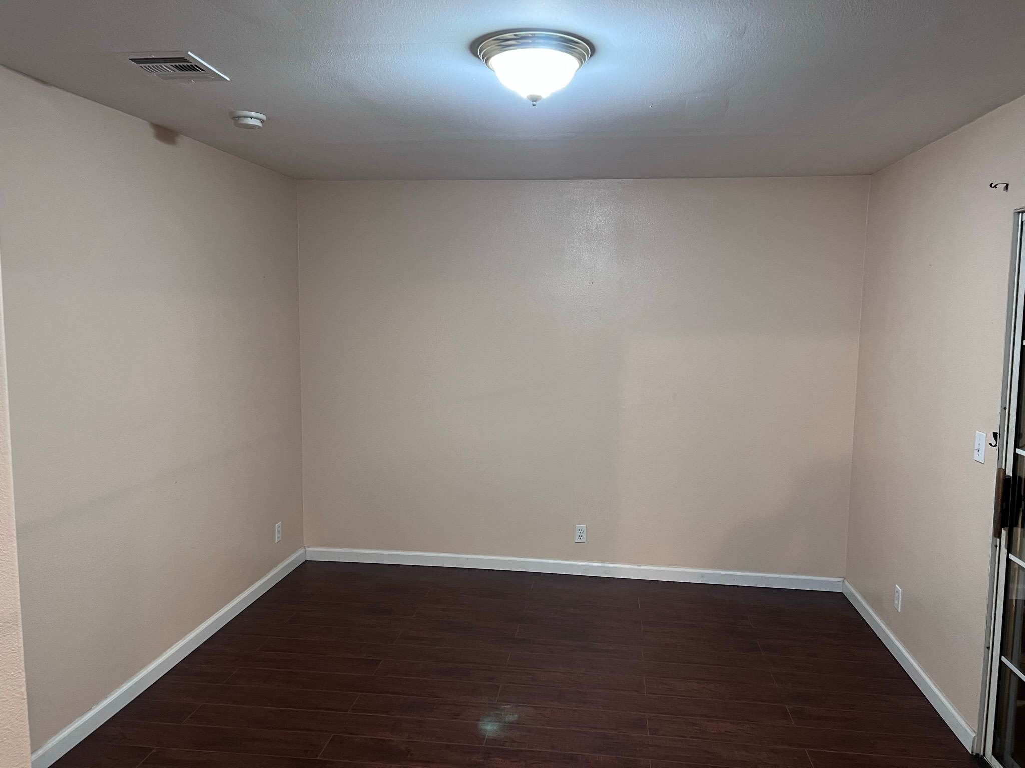 2230 South Hickory Street – photo 1 of 21