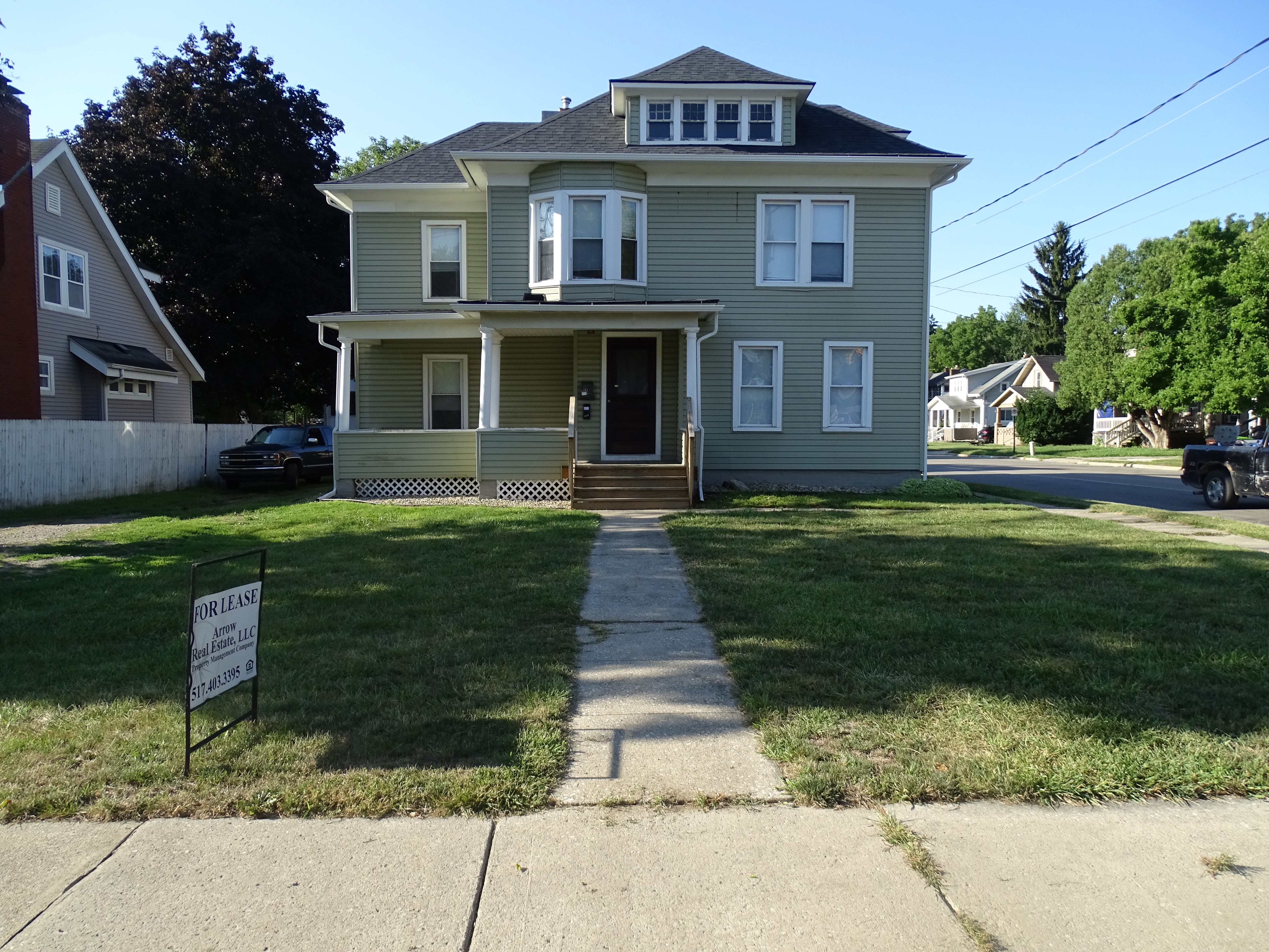 783 W Maumee St – photo 1 of 15