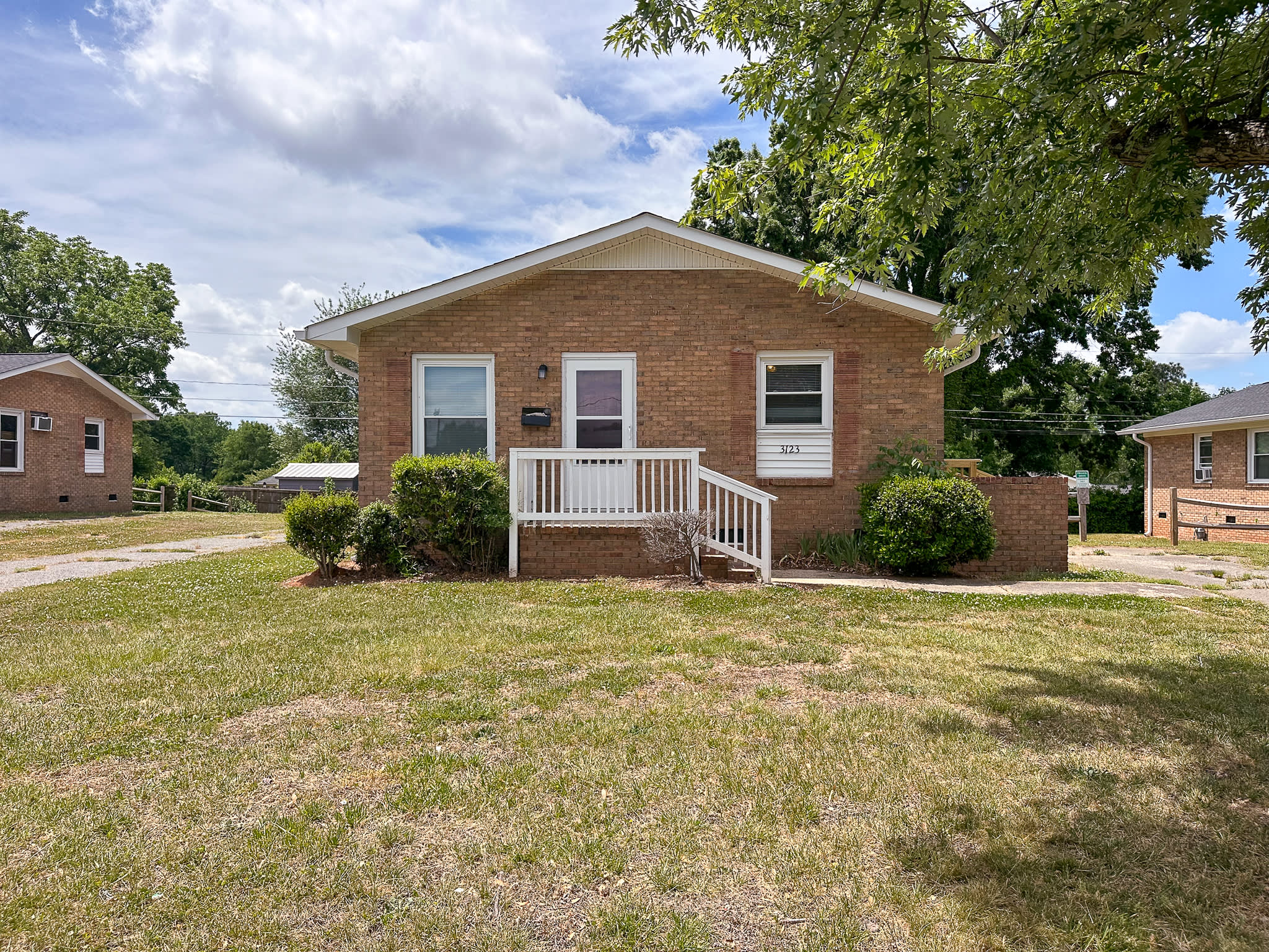 3123 Fairbrook Drive – photo 1