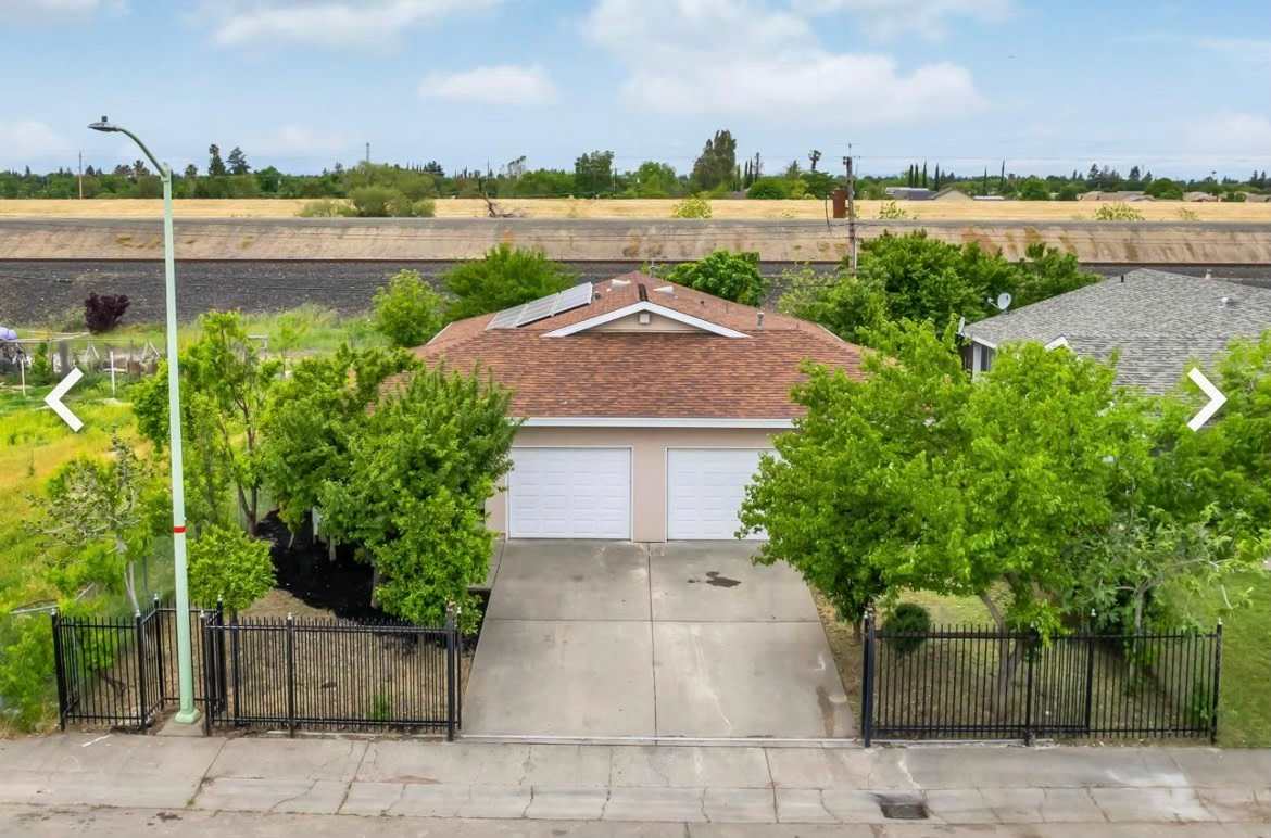 3199 Western Avenue – photo 1 of 15