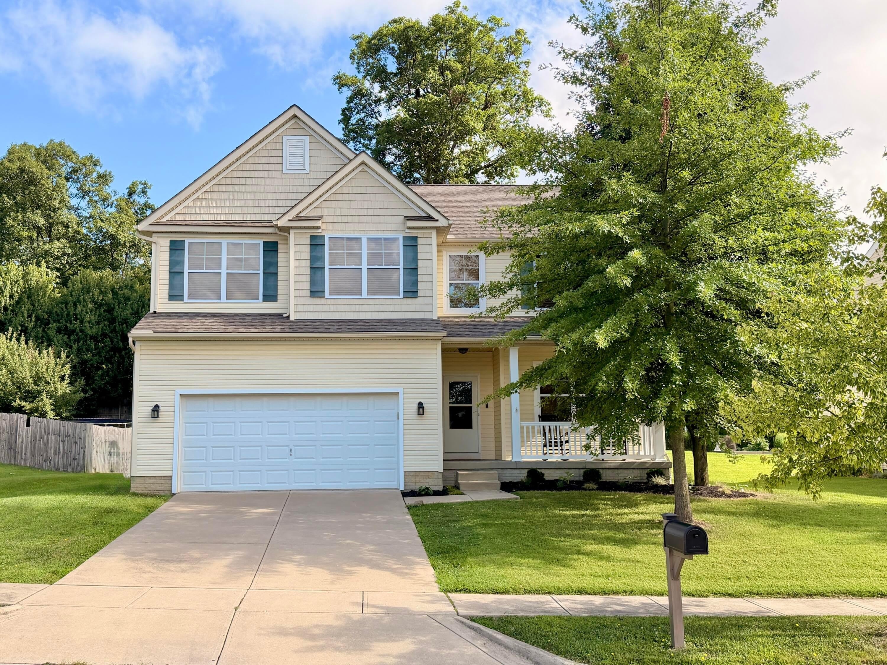 512 Devencroft Ridge E – photo 1 of 37