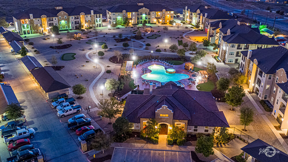 Sunset Lodge – photo 1