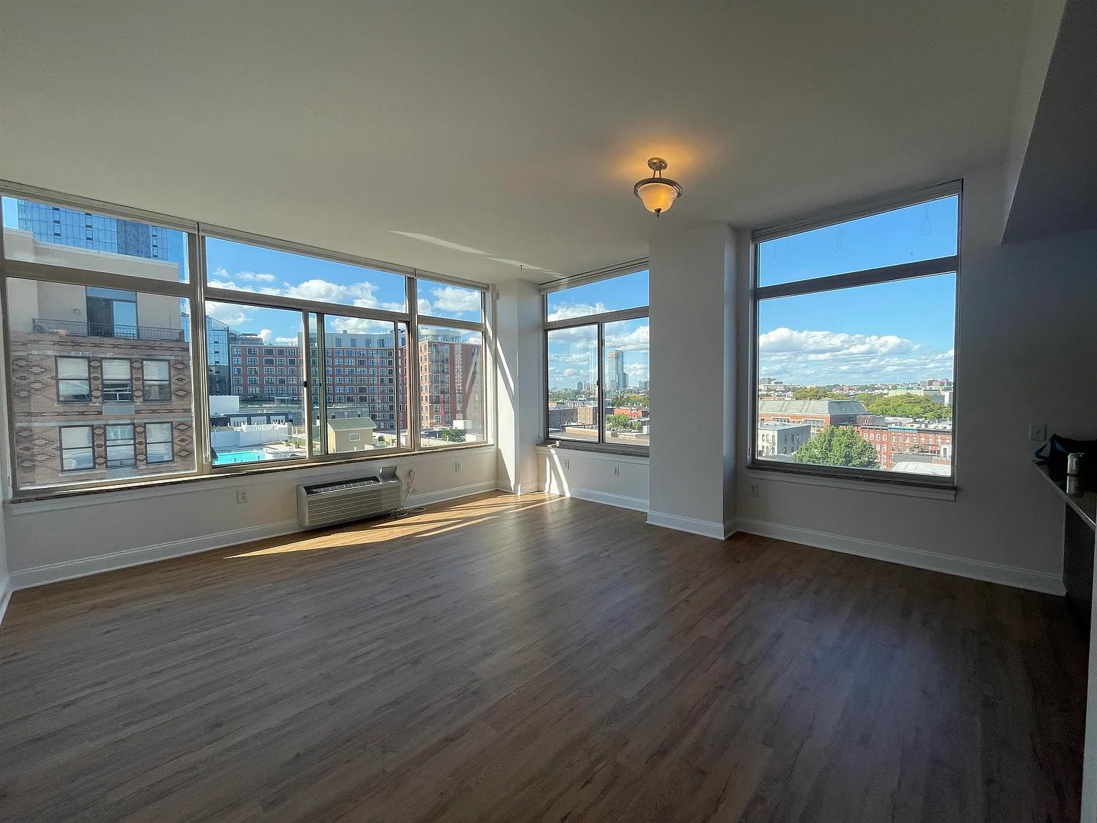 10 Regent St Apt 416 – photo 1