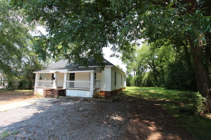 442 Hall Street – photo 1